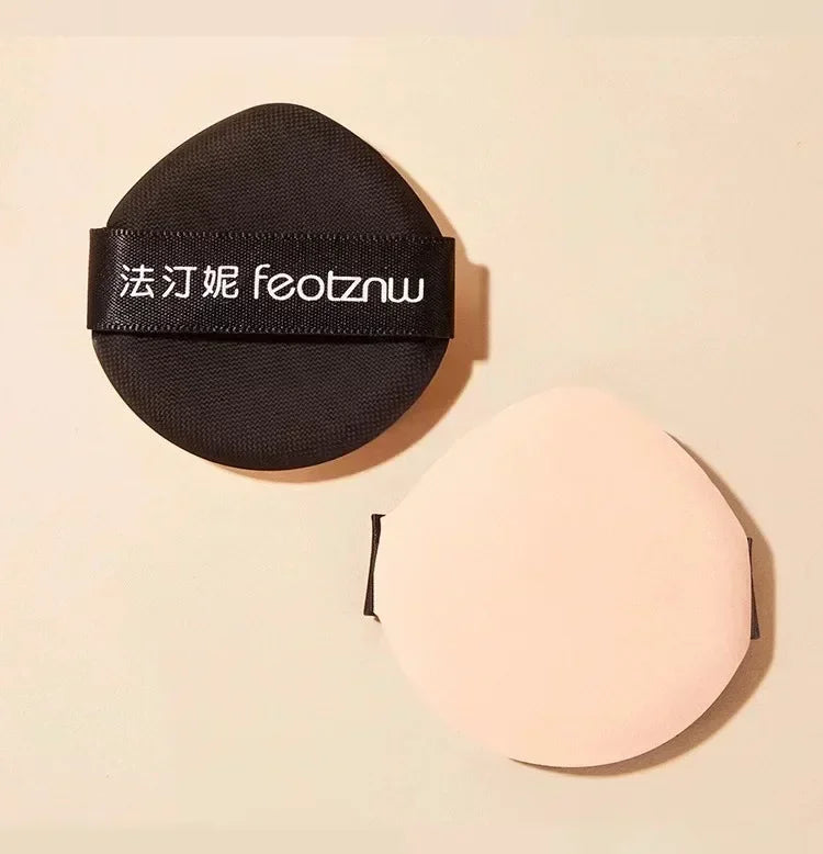 New Feotznw Soft Yarn Makeup Holding Liquid Foundation Matte Concealer Waterproof Moisturizing Air Cushion Facial Cosmetics